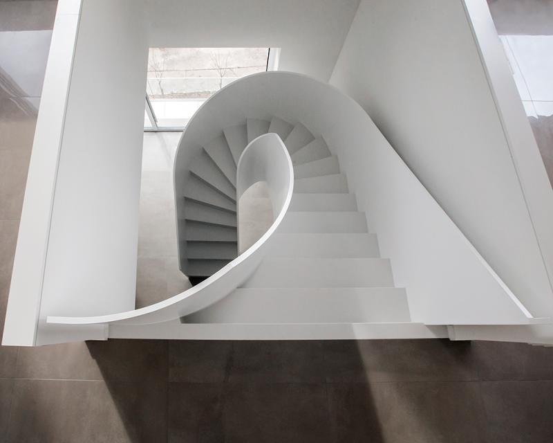 Design Schalentreppe aus Stahl