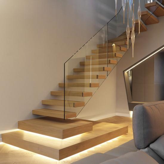 Design Kragarmtreppe mit Echtglasgeländer von Treppenbau Diehl