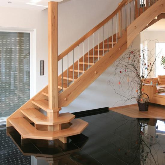 Moderne Treppenanlage nach Maß von Hildner Treppen- und Holzbau