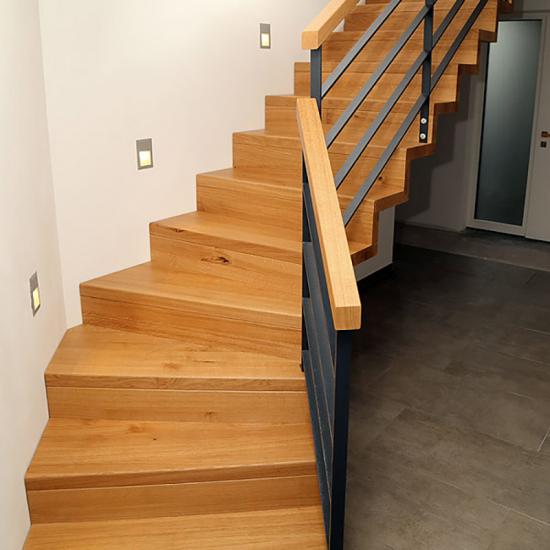 Moderne Faltwerktreppe von STEPHANI Treppen und Haustüren