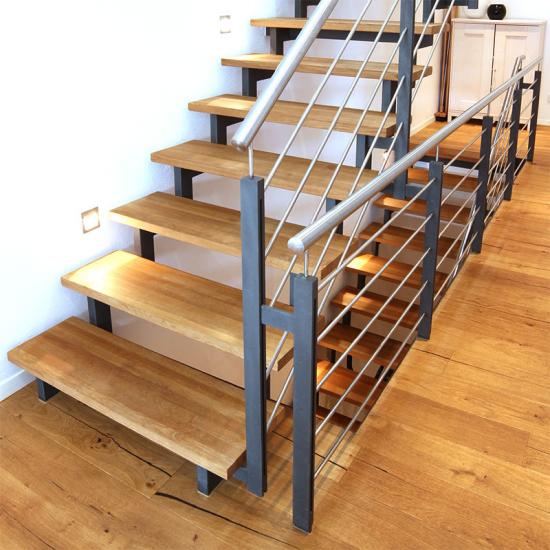 Moderne Treppen aus Holz und Stahl von FUCHS - TREPPEN