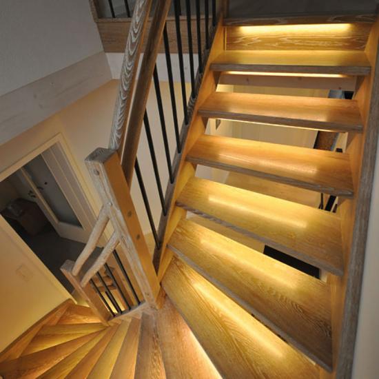 Individuelle Treppenanlagen aus Holz