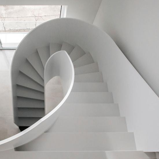 Design Schalentreppe aus Stahl von Wunsch - Treppen