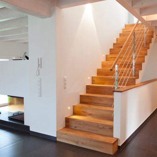 Innovative Faltwerktreppe von Hildner Treppen- und Holzbau