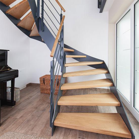 Treppen aus Stahl und HPL mit Holzstufen von Treppenbau SCHMIDT