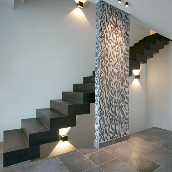 Blockstufen aus Holz als Designtreppe